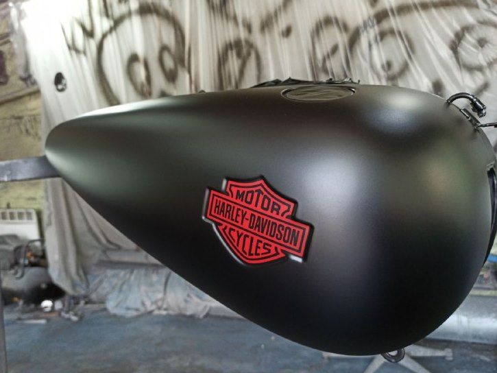 Кастом покраска бака мотоцыкла Харлей-Дэвидсон, байка. Kastom (Customizing) Harley-Davidson.